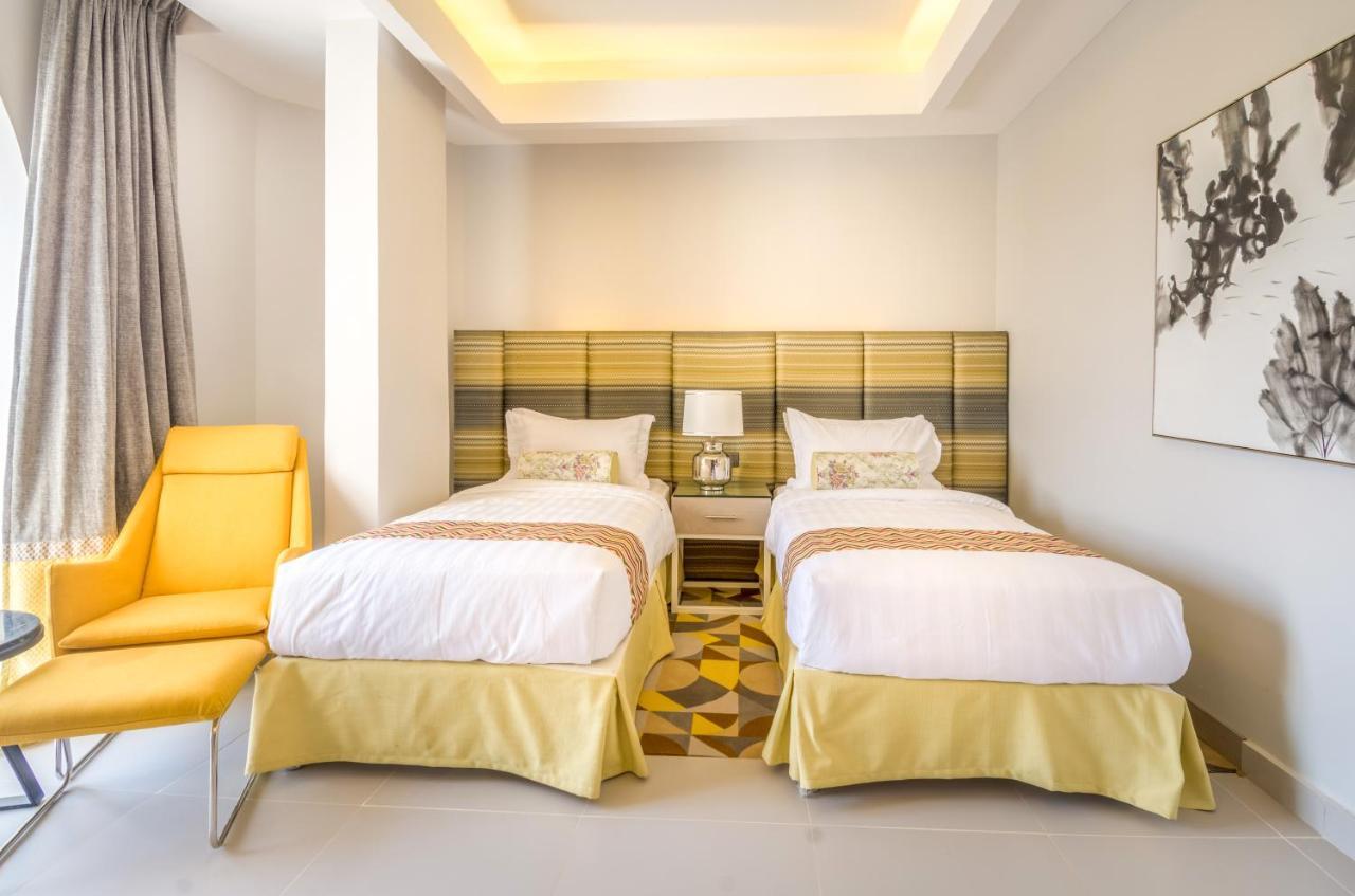 Ewaa Express Hotel - Buraydah ภายนอก รูปภาพ